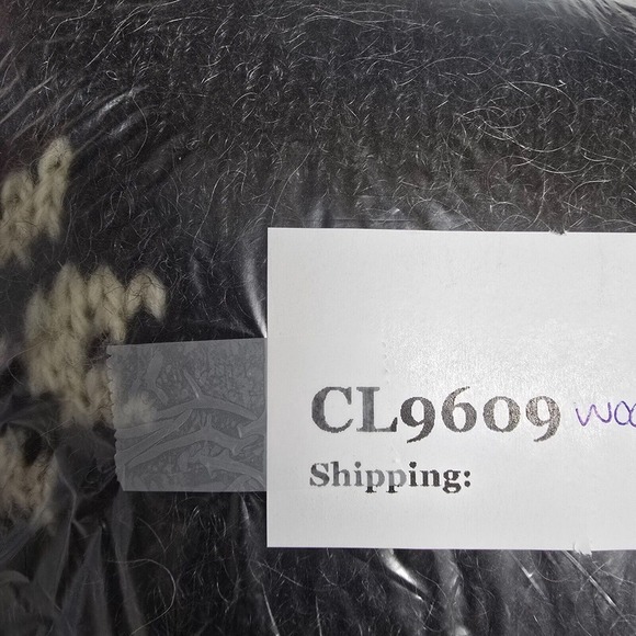 Vtg Woolrich Sweater Womens M Black Pink Snowflakes Wool Mohair Cabin Cottage - Picture 9 of 9